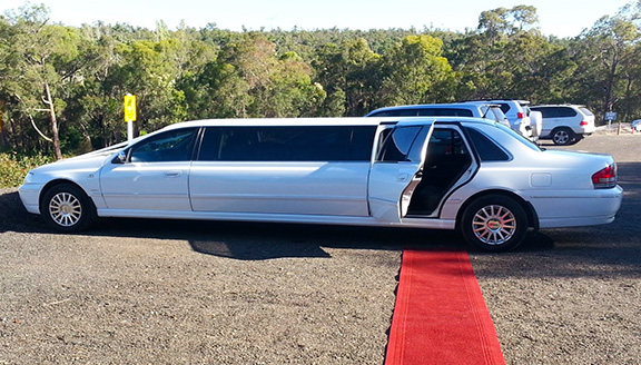 ford limousine perth wine tour